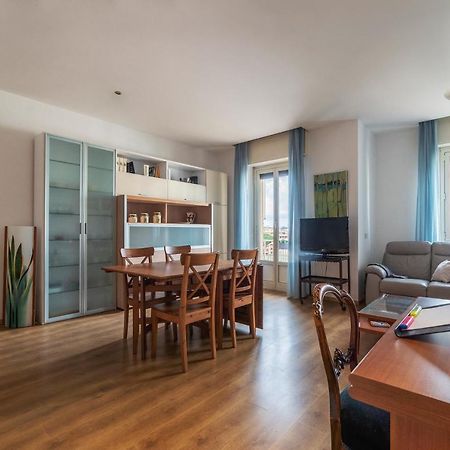 Sunny Apartment Piramide ローマ エクステリア 写真