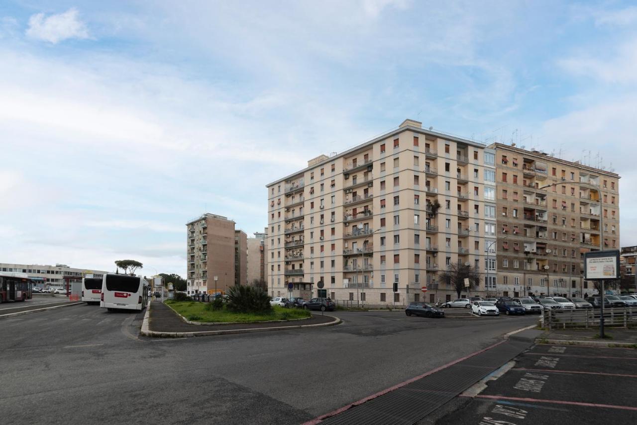 Sunny Apartment Piramide ローマ エクステリア 写真